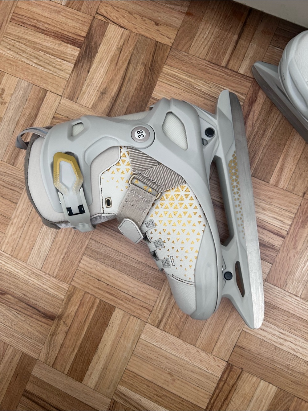 Kids Ice Skate - Light Gray and Yellow